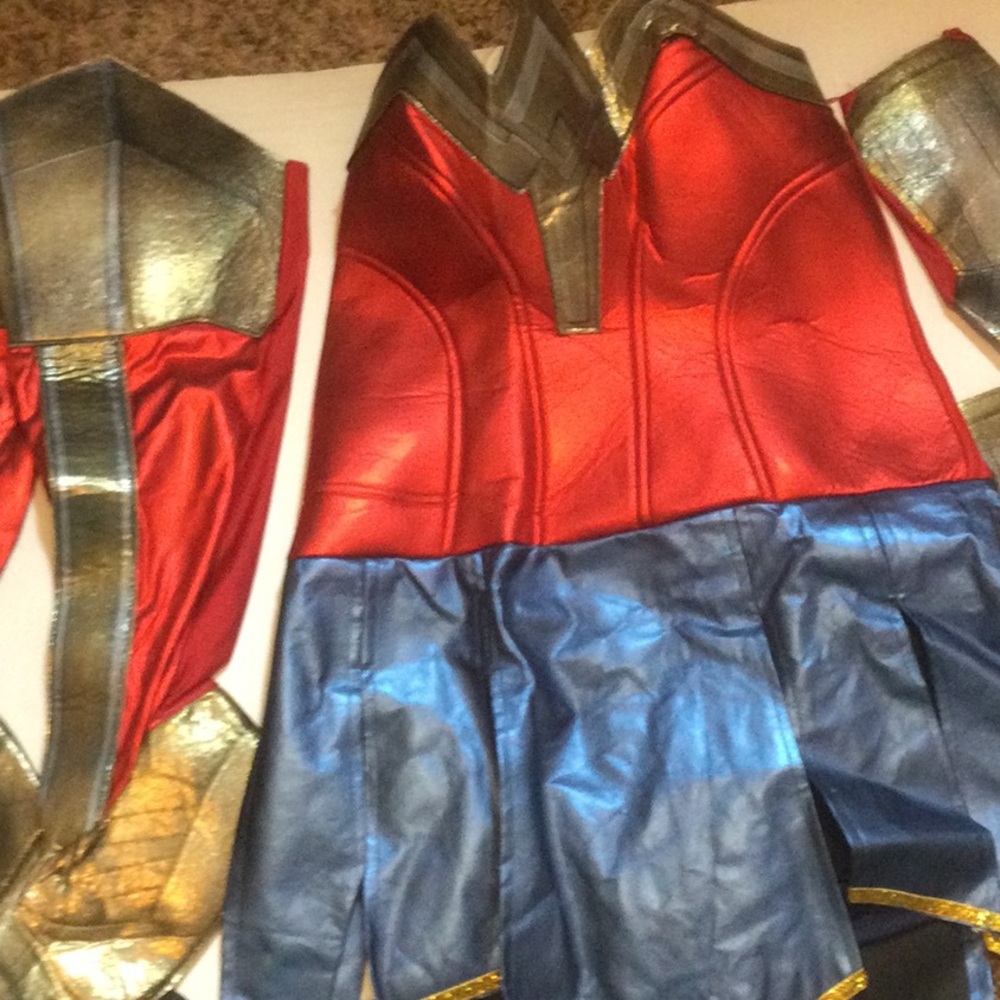 COPY - Wonder Woman Halloween costume Sz M